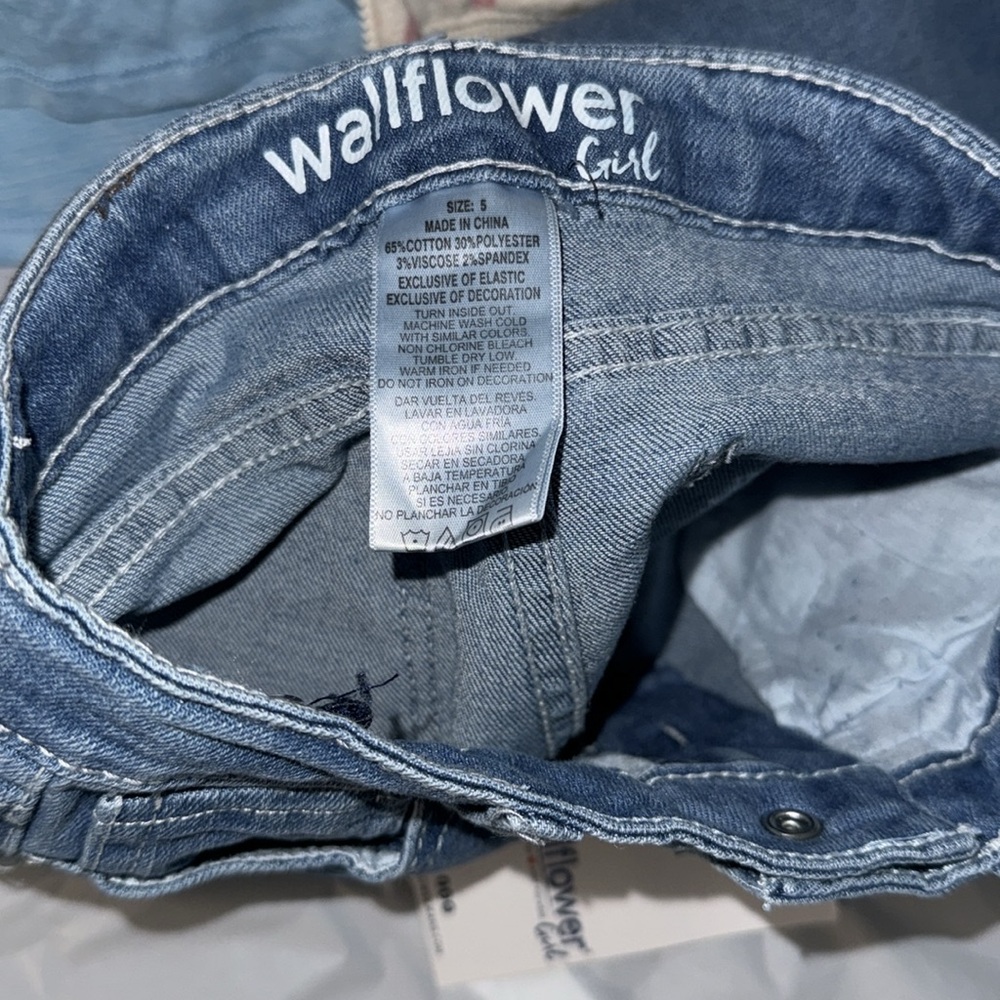 NWT flare denim - Picture 4 of 4